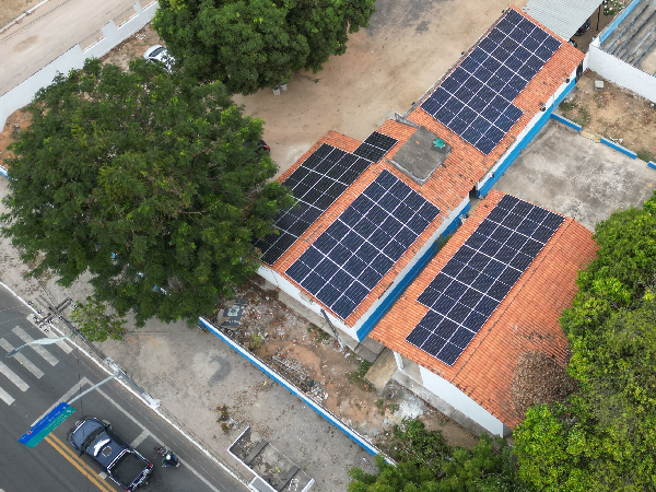 Prefeitura de Itaitinga inicia o uso de energia solar nos equipamentos públicos do município